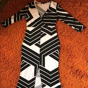 Black & White Venus Dress w/above knee slit